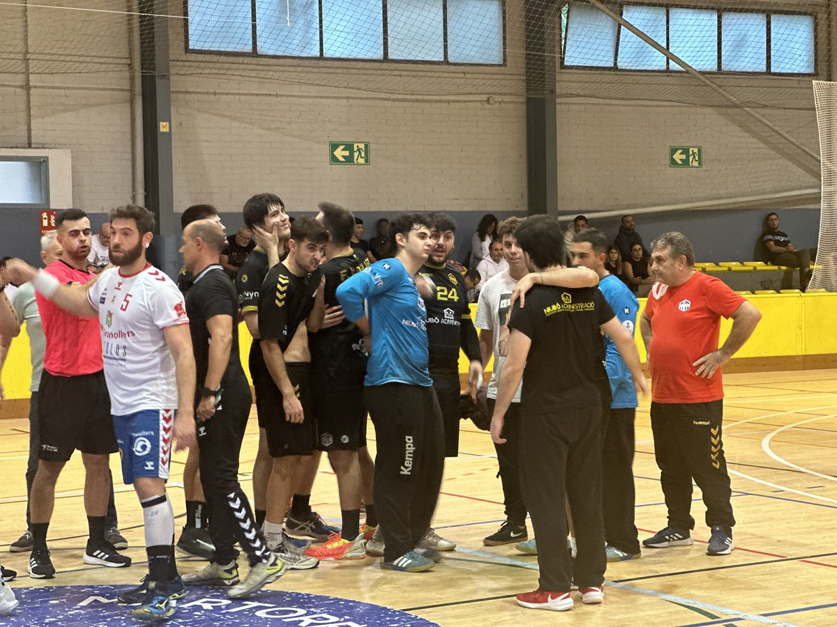 Club Handbol Martorell (@chmartorell) on Twitter photo 🟡⚫️ PRIMER EQUIP MASCULÍ
📅 26/01/25
⌚️ 17:45 h
🆚 <a href="/BlancsiBlausBMG/">Blancs i Blaus BMG</a>
📍 Granollers
📰 Després de la victòria l’última jornada, els grocs-i-negres volen tornar de Granollers amb els dos punts. 🟡⚫️ PRIMER EQUIP MASCULÍ
📅 26/01/25
⌚️ 17:45 h
🆚 <a href="/BlancsiBlausBMG/">Blancs i Blaus BMG</a>
📍 Granollers
📰 Després de la victòria l’última jornada, els grocs-i-negres volen tornar de Granollers amb els dos punts.