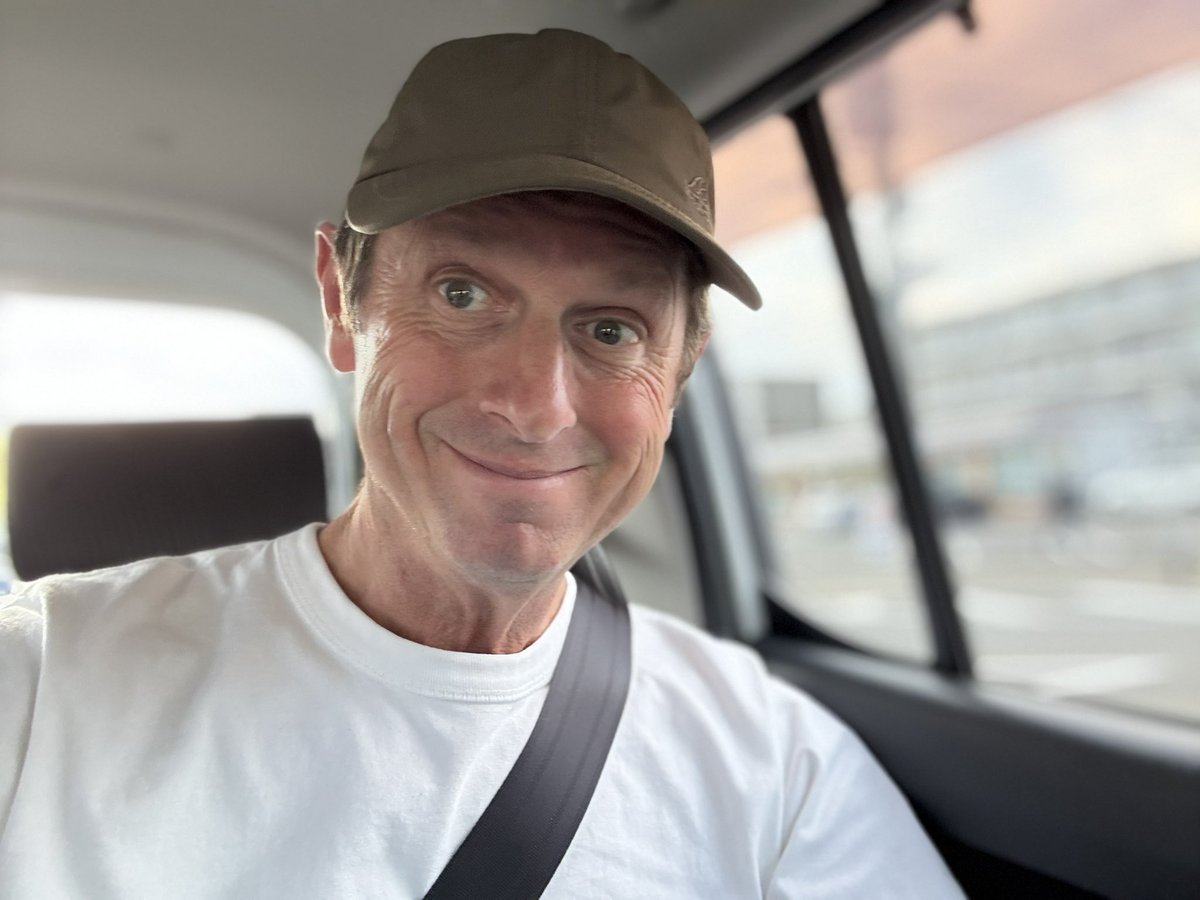 softypapa's tweet photo. I found my DIY hat! 🛠️ This marks the start of becoming someone I never thought I’d be—someone who owns a home and attempts to be handy around it. Wish me luck! 😅 #RetiringInJapan 🇯🇵 #GoingAlone 🌵 https://t.co/klyGwk4Pev
