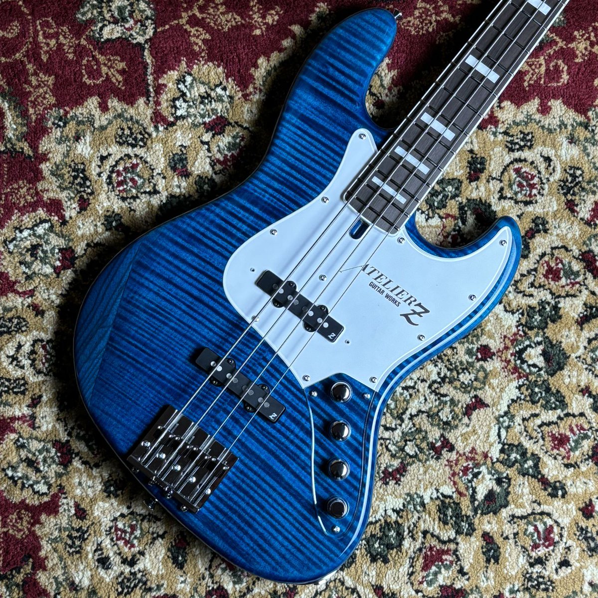 エレキベース】ATELIER Z HIKARU YAMAMOTO Signature Model AOLIER