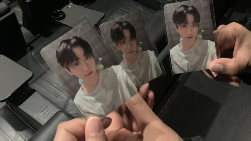 yayayabaeksoo's tweet photo. with @LOEYSBXTCH @cowboyzkdlin !! 💞 https://t.co/5XVVSjjSKb