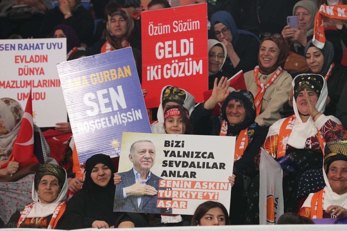 📍Malatya 
Cumhurbaşkanımız  Genel Başkanımız Sayın Recep Tayyip Erdoğan’ın teşrifleriyle AK Parti Malatya 8. Olağan İl Kongremizi büyük bir coşku ve heyecanla gerçekleştirdik.

Canla Başla  İlk Günkü Heyecanla...