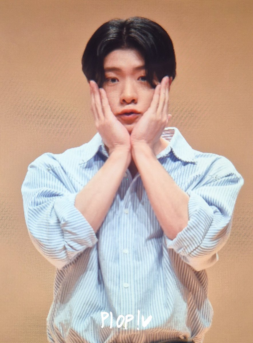 250125 영상회 preview
뀨😗

#온앤오프 #ONF #와이엇 #WYATT #심재영 #JustFeelWYATT  <a href="/WM_ONOFF/">온앤오프 (ONF)</a>