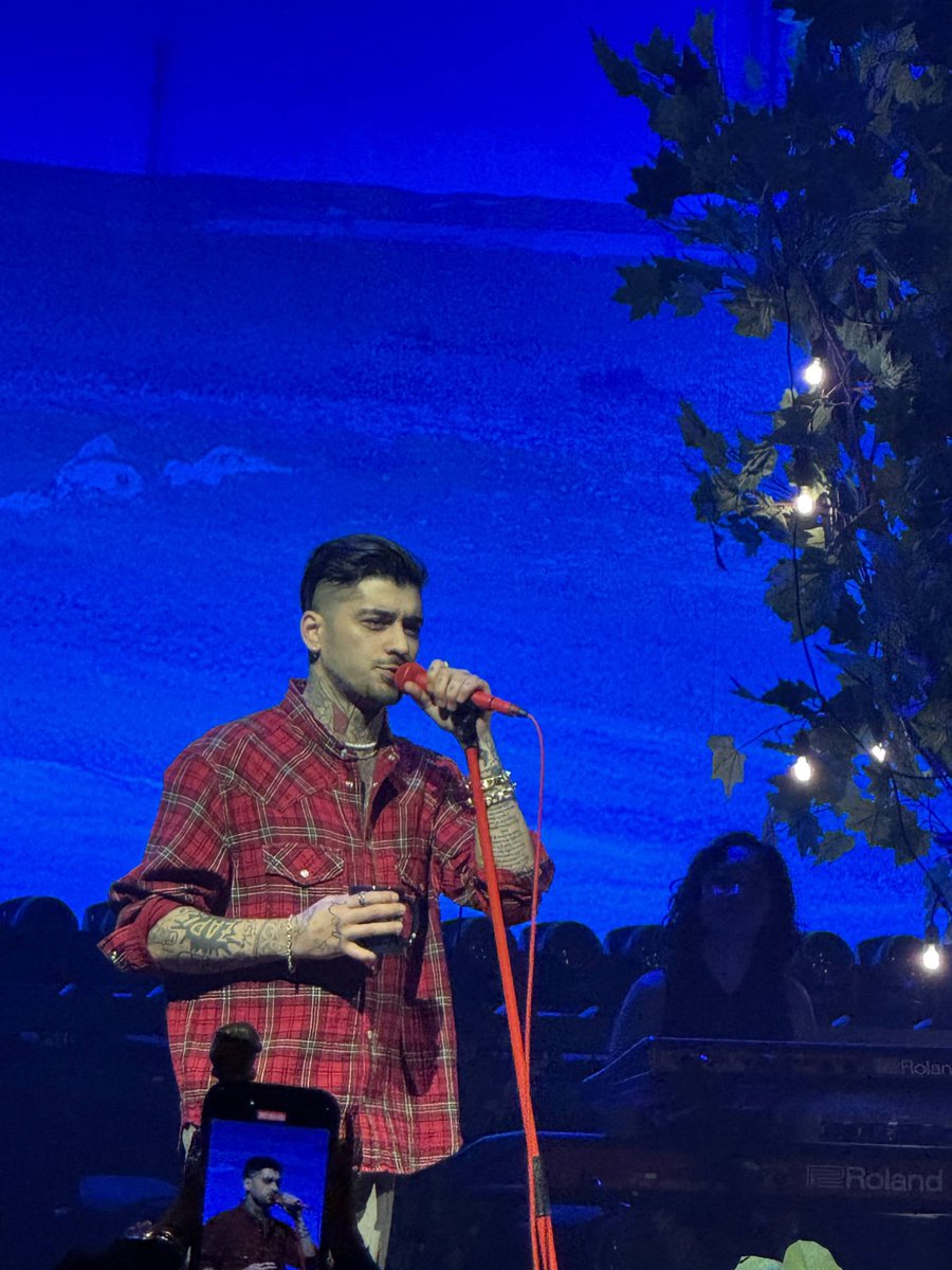 unfxccwitable's tweet photo. only man ever https://t.co/EcKcYNfZTQ