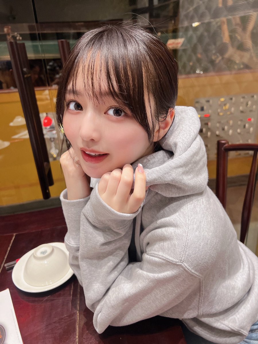 写真集お渡し会の〆切本日までです…❕ みんなに直接お渡しできる 写真集お渡し会の〆切本日までです…❕ みんなに直接お渡しできる