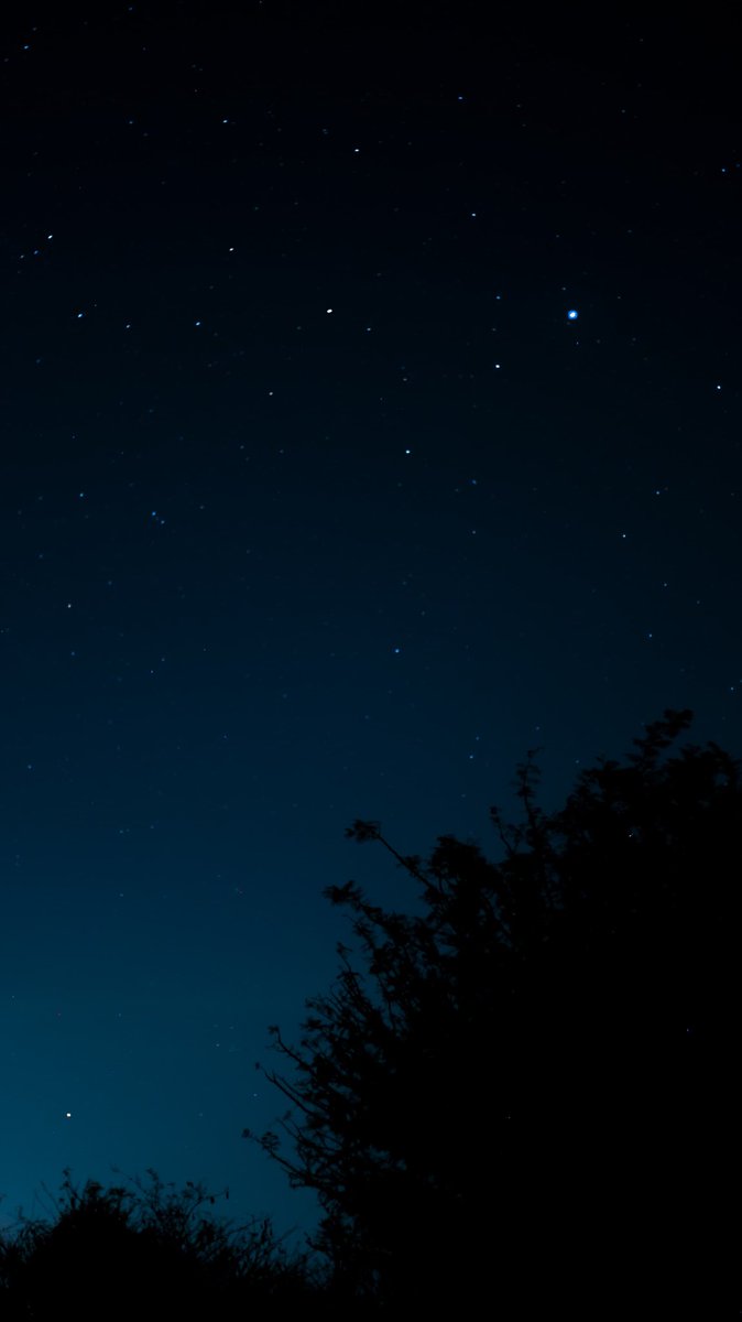ughsiepughsie's tweet photo. Somewhere outside of Bengaluru 🌌 https://t.co/qeYEwBY53w