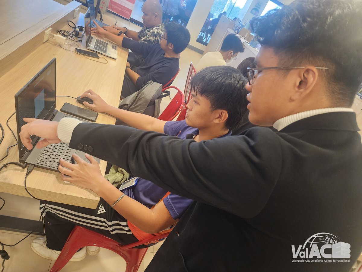 valcitylibrary's tweet photo. ATM:  Figma for Freelancers Workshop! 
Featuring guest speaker, Mr. Kevin Bryan Mecija, who is currently sharing expert tips and strategies in designing in the I Like IT series. 

#FigmaWorkshop 
#ValACE #ACECLASS #AkoAtAngAklatan #AklatanNatinIto #ValenzuelaCityLibrary https://t.co/OrgChaOIU3
