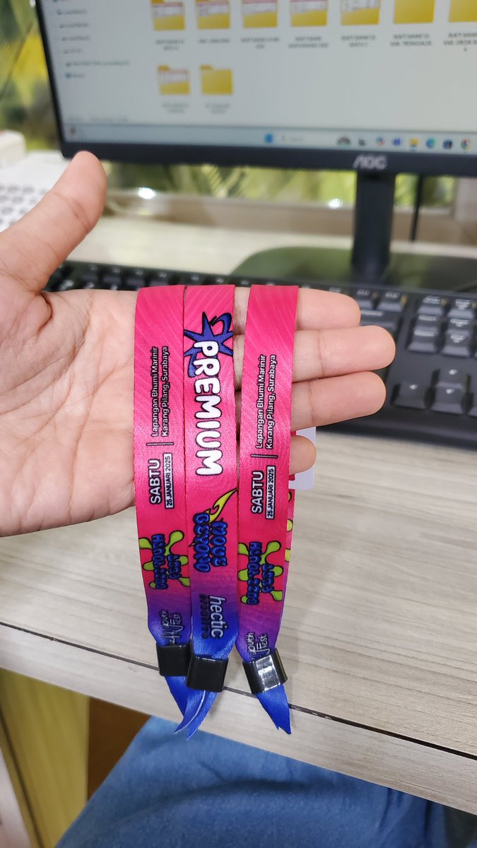 diniperpu's tweet image. WTS!!! tiket #buzzyouth #sheilaon7 biat nanti!! jual rugi ajaa