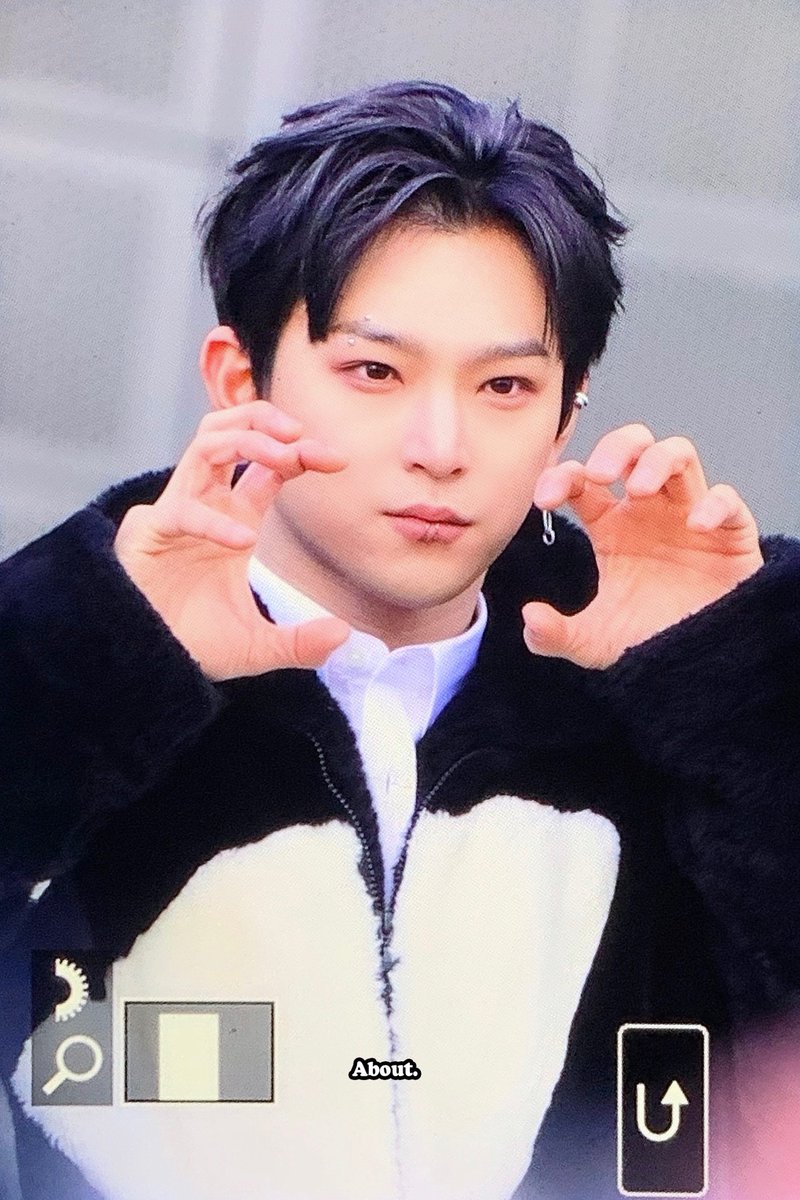 About_726's tweet photo. 250125

ㄱㅇㅇ

#원어스 #ONEUS #이도 #김건학 #LEEDO https://t.co/qCVGSCJYcb