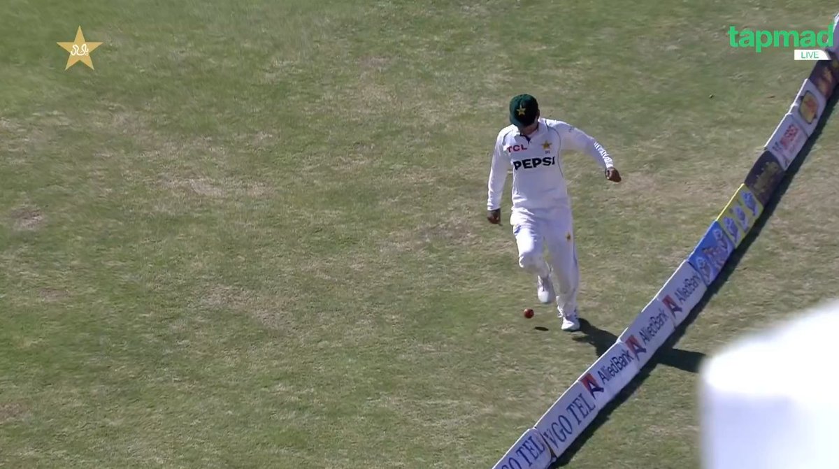 38 years old Nauman Ali with football skills like Cristiano Ronaldo. What a stop 🥶

#PAKvWI #tapmad #DontStopStreaming #CatchEveryMatch