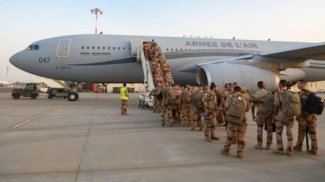 actuInter01's tweet photo. Tchad: Suite à une exigence ferme des autorités tchadiennes, retrait définitif des troupes françaises du Tchad est fixé pour ce 31 janvier. 

Ils ont imposé un ultimatum pour le départ des 1 000 soldats français  ainsi que le rapatriement de leurs équipements militaires. https://t.co/Tze3Q7Tong