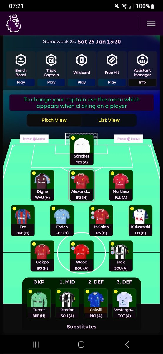 NobodyFpl's tweet photo. #FPLCommunity who the hell to bench? #fpl https://t.co/OoMtDQ4f0l