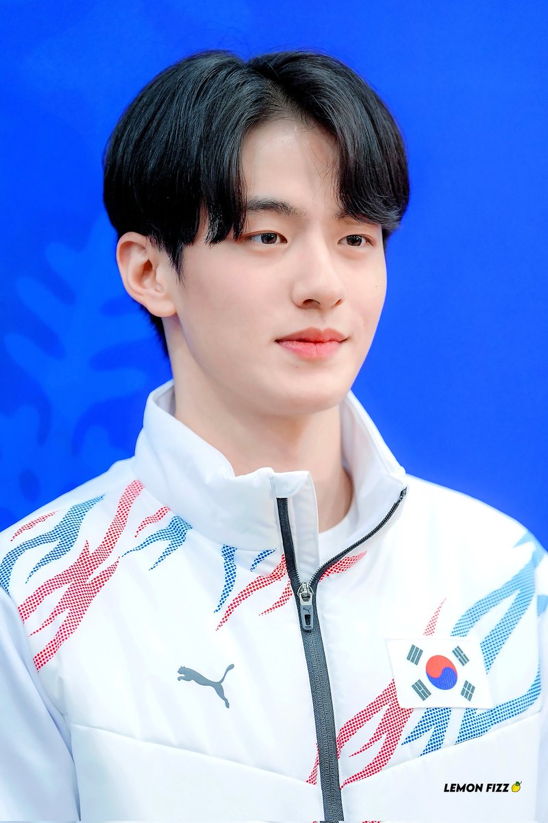 ʟᴇᴍᴏɴ ғɪᴢᴢ 🍋 tweet media