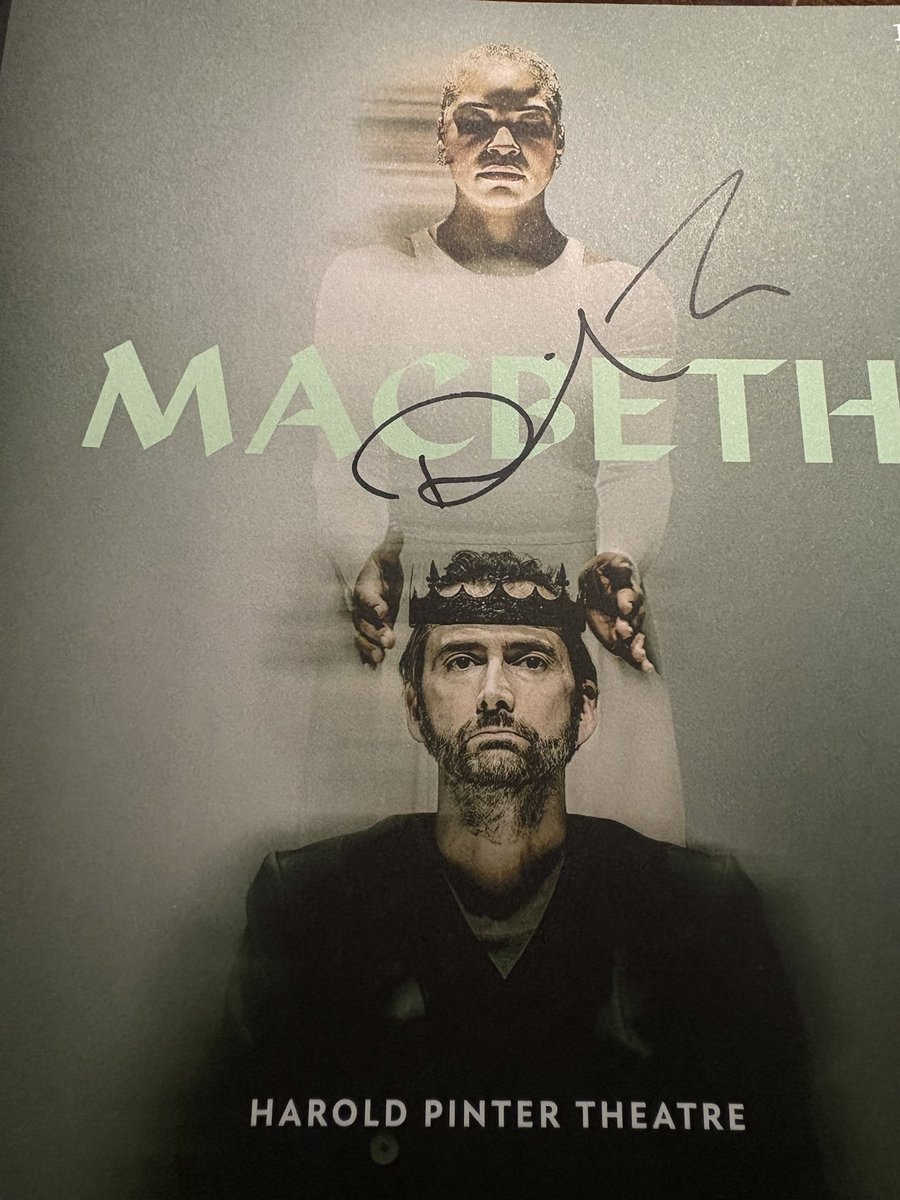 Babalooist's tweet photo. The Good Omens fandom is the most thoughtful and kindest ever! Met up with @1989_Jayde for the Australian premiere of DT’s Macbeth and she presented me with this from the Harold Pinter stage door! #criesinDThappiness #prizedpossession 😍🥰 https://t.co/fXtkzktG5O
