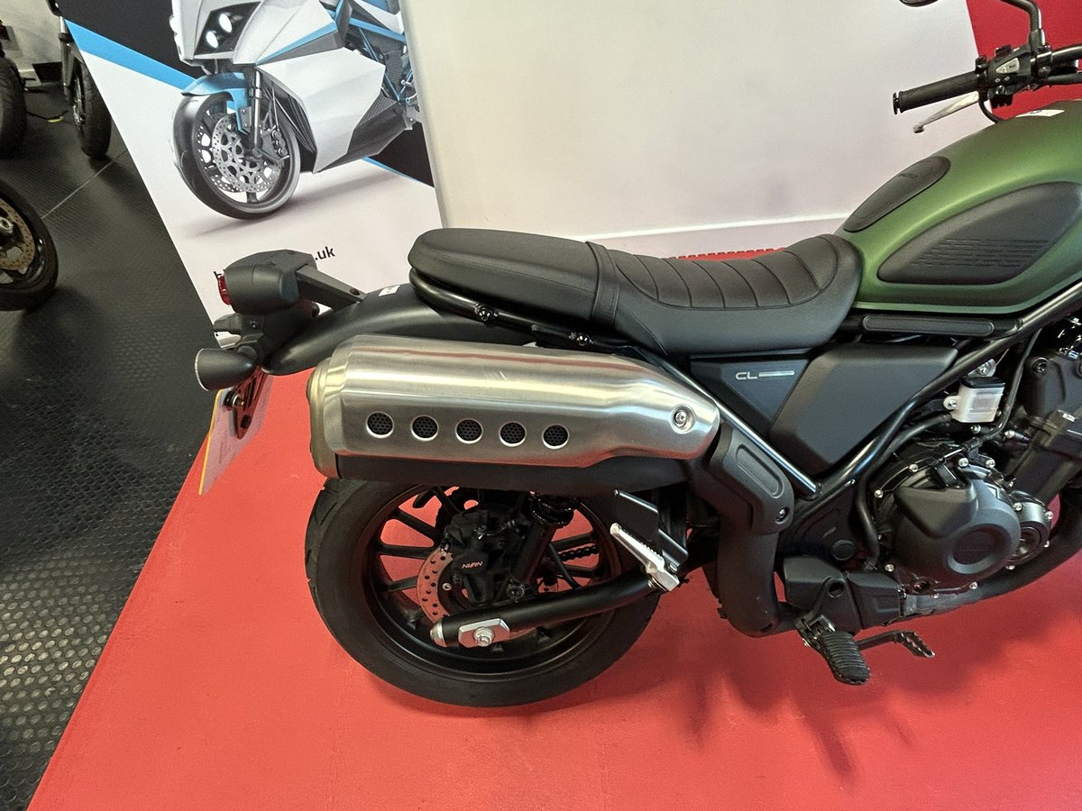 BillSmithMotors's tweet photo. As new condition Honda cl500 in today only 1900 miles 72 plate amazing price £3999 call  sales for info 01244 336565 https://t.co/LZ9ATweSNv