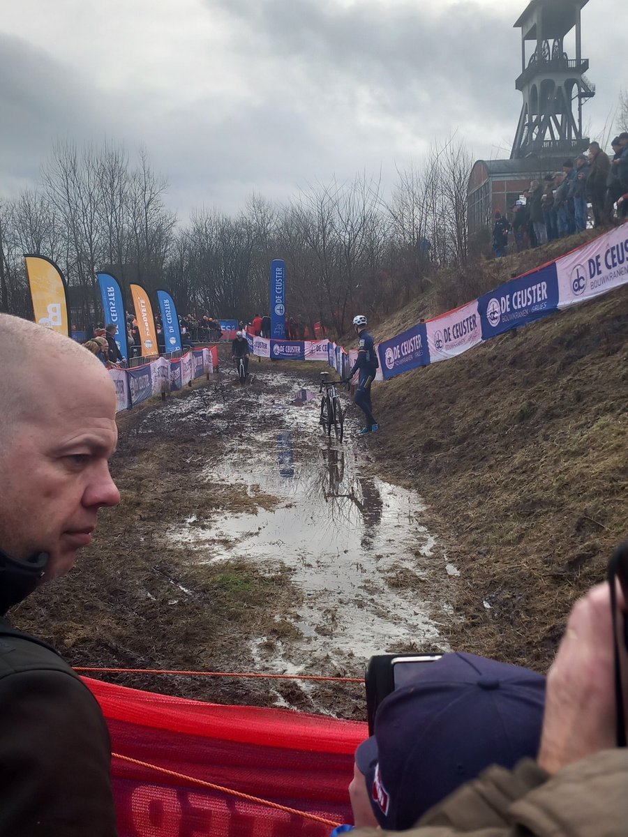 EK74 (@e_ek74) on Twitter photo 