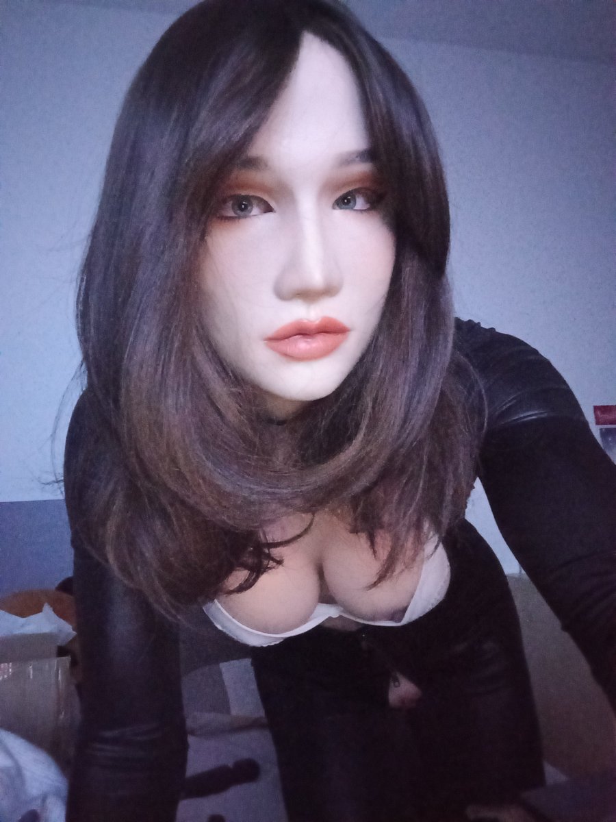 Search for the details 🫣

#femalemask #dms #dreammask