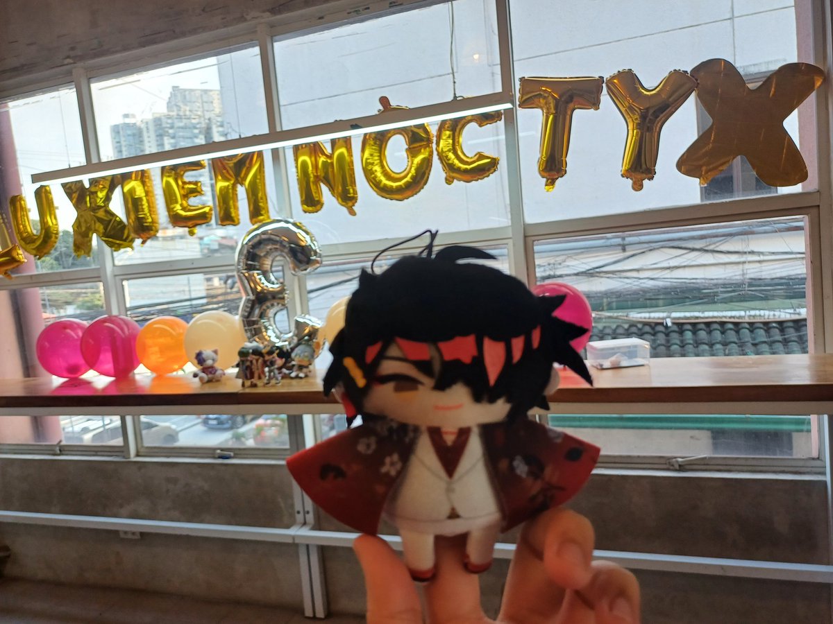 riyannn_11's tweet photo. Happy 3yrs Luxiem and Noctyx! ❤️🧡💛💙💜 #elysianevenings https://t.co/3LIMwE35Zf