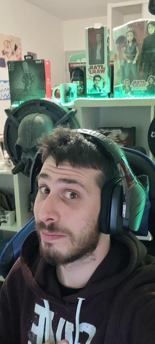 Bonjour ! Bon à du monde à présenter donc on va accélérer fortement ! 
 Je vous présente <a href="/patou689/">Patou</a> ! Toujours présent depuis plusieurs années ! Il va vous faire rire , partager son amour et attention à ces apéros surprise

C'est pas tout autre streamer en approche !

#grtreborn