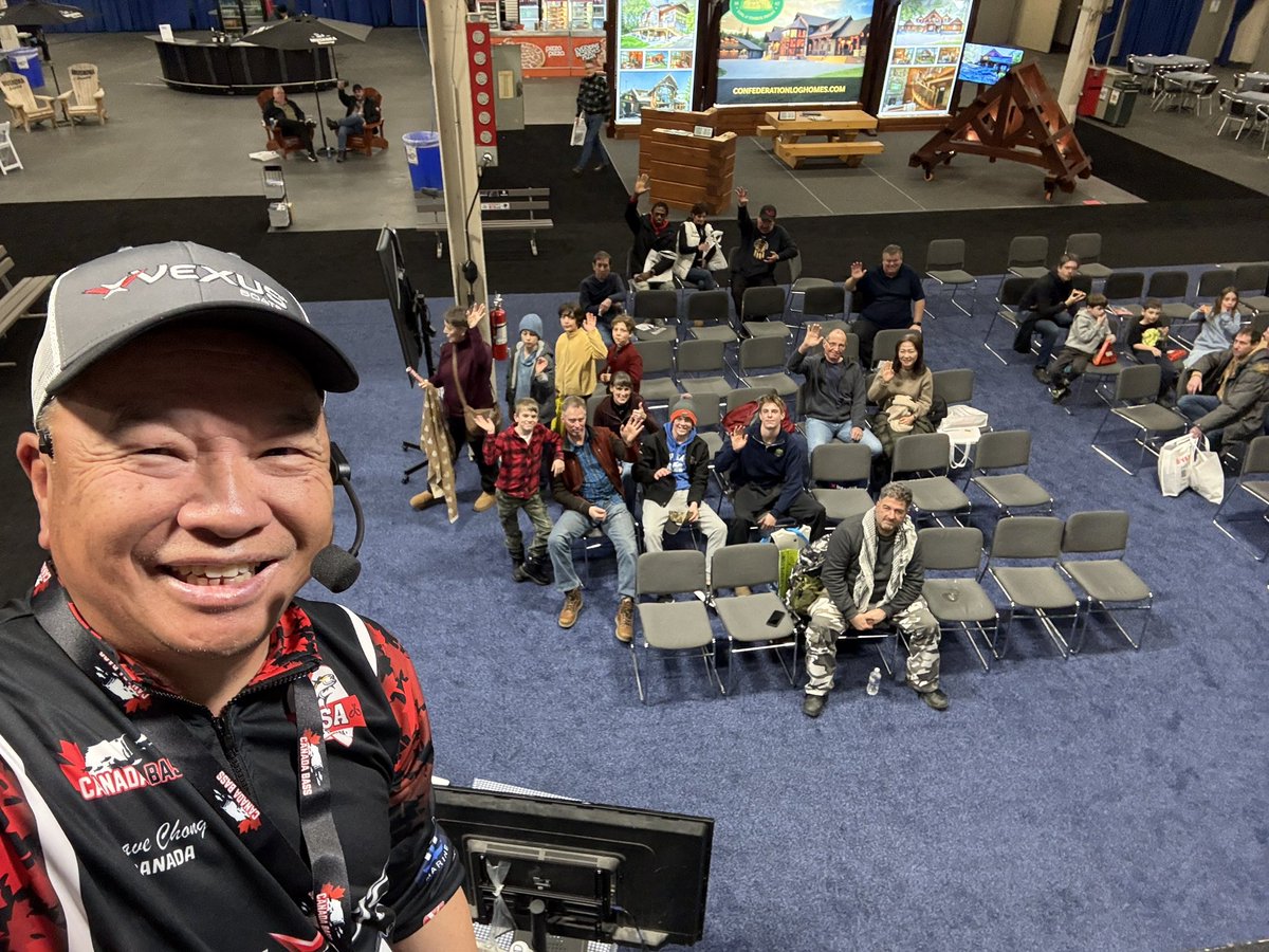 FishHardDave's tweet image. We’re on the final stretch of the 67th @TorontoBoatShow! This the last weekend, it’s been a fun week on the CSFL Mega Tank! Thanks to all the enthusiastic anglers who stop mind to pick up a tip or two!😊Now get out there &amp;amp; catch more &amp;amp; bigger fish! #FREESeminar #CSFLMegaTank