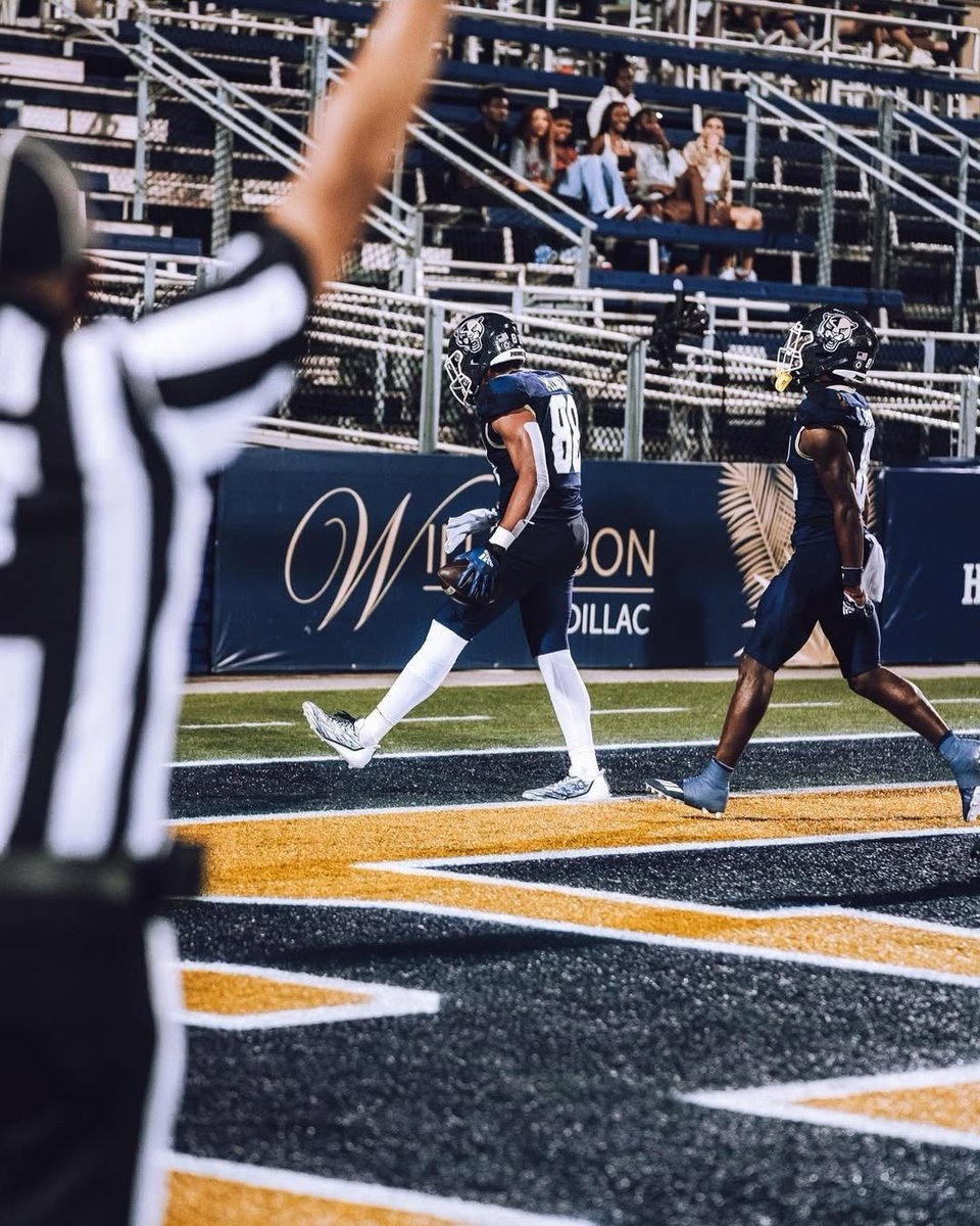 FIU TE Josiah Miamen has met with the Dolphins, Bears and Vikings at the #TropicalBowl.