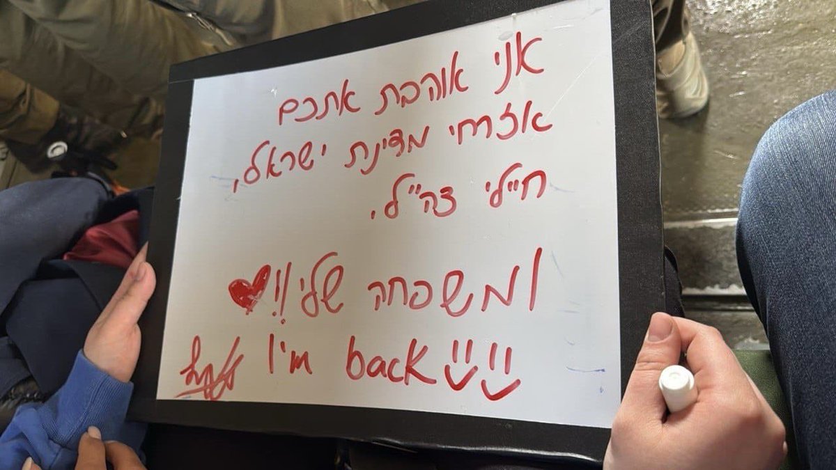 I’m back. 

Volvieron chicas!