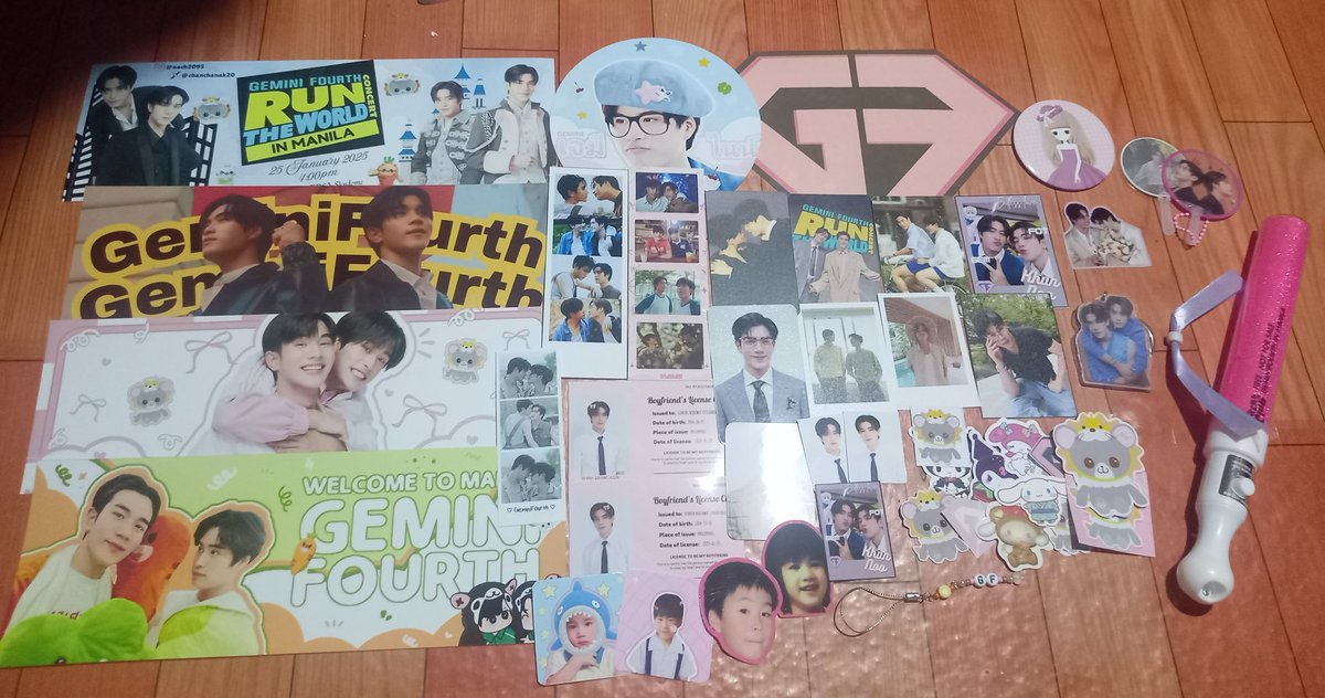 sanggierxs's tweet photo. thank you guys for the freebies especially ate @gem4thforcebook thankyou sa banner! seeyou in next FM #GFRunTheWorldinManila https://t.co/EBODQJOAlV