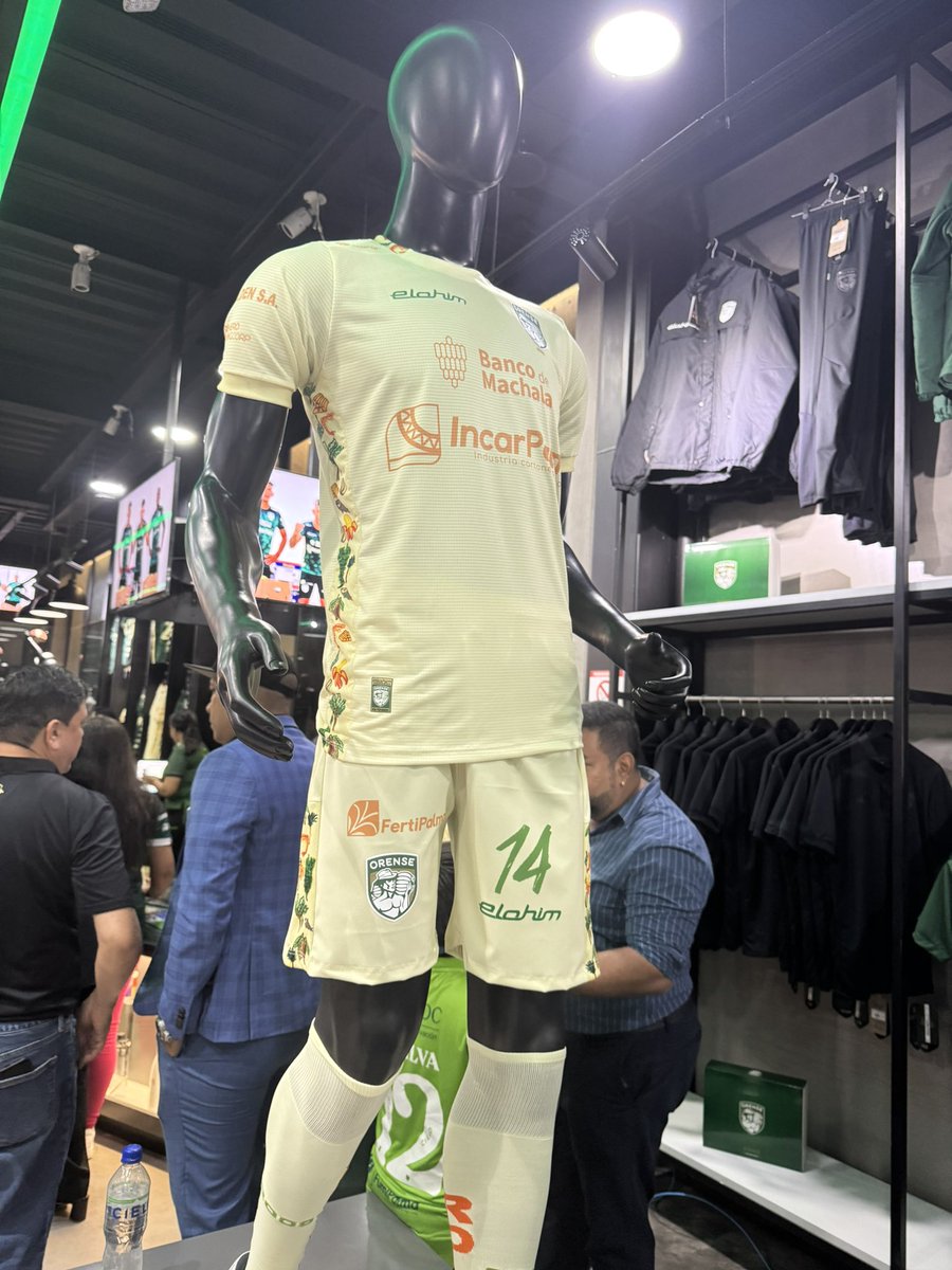 ¡Oficial!

Indumentaria 2025 <a href="/Orense_SC/">Orense Sporting Club</a> 
Resalta, cuida y promueve la identidad de la provincia de El Oro; año a año sacando las mejores camisetas de la Liga Pro.💚

Ya están disponible en tienda.