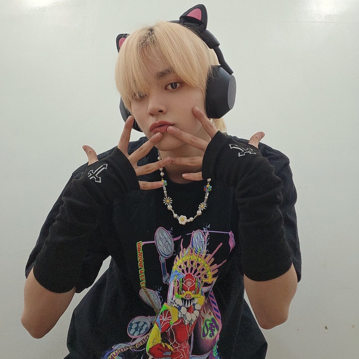 sungminthinkr's tweet photo. oh hong sungmin u are sooo cool 🐈‍⬛ 

#홍성민 #HONGSUNGMIN #소년판타지 #FANTASYBOYS https://t.co/KEyVjmP25h
