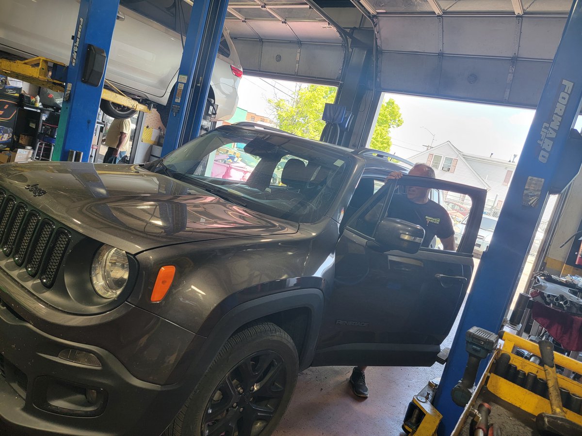 AutoGeorge's tweet photo. Another satisfied customer! #GeorgesAutoTech https://t.co/mapiQQnseT
