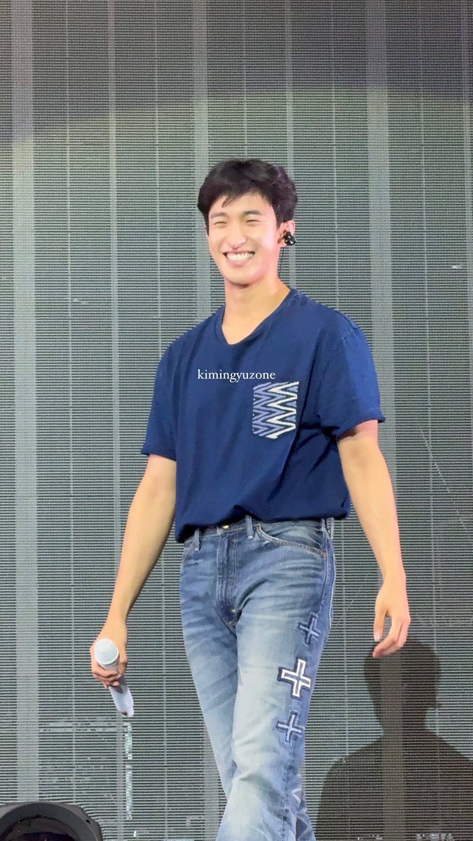polcazone's tweet photo. LEE DOKYEOM!!!!!! https://t.co/7apWchB6Tq