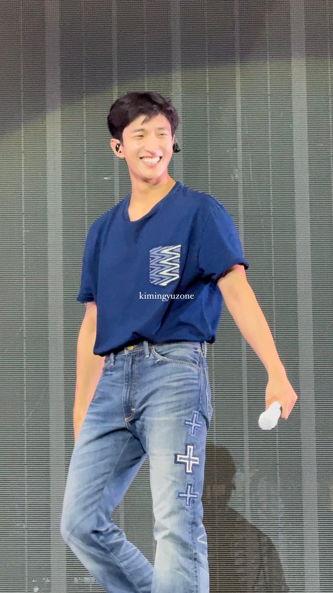 LEE DOKYEOM!!!!!!