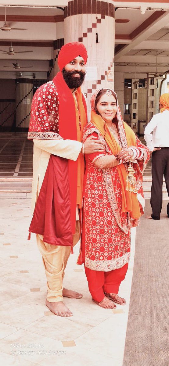 B Singh 🐝 tweet media