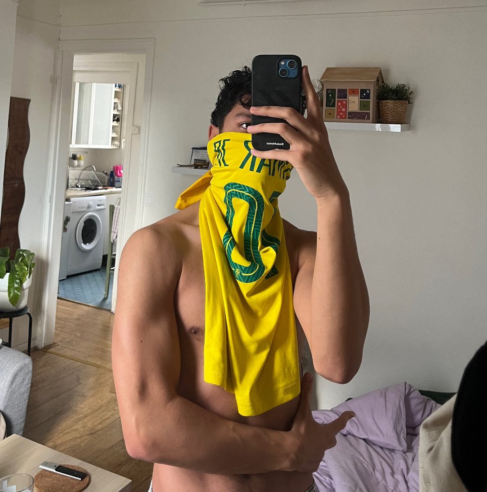 kbylxx's tweet photo. the body // the dick
https://t.co/8GmSq17CwG https://t.co/fr2tDeZEFe
