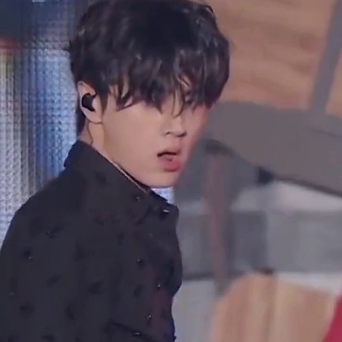 jayhoonsgf's tweet photo. WHAT THE FUCK PARK JONGSEONG https://t.co/6iVng2imTD