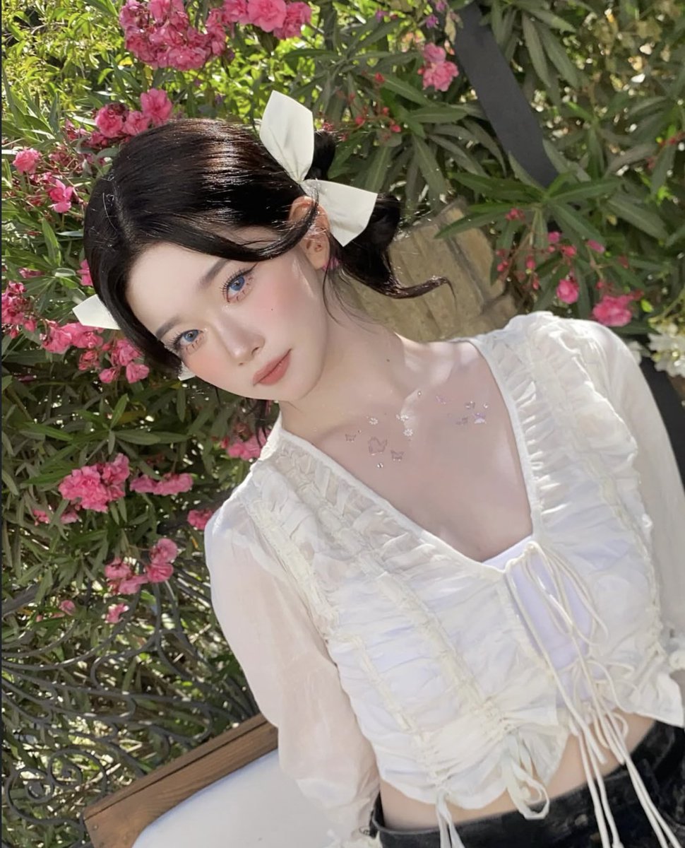 tsukiuIt's tweet photo. she’s unreal https://t.co/S5HHjC4YXr