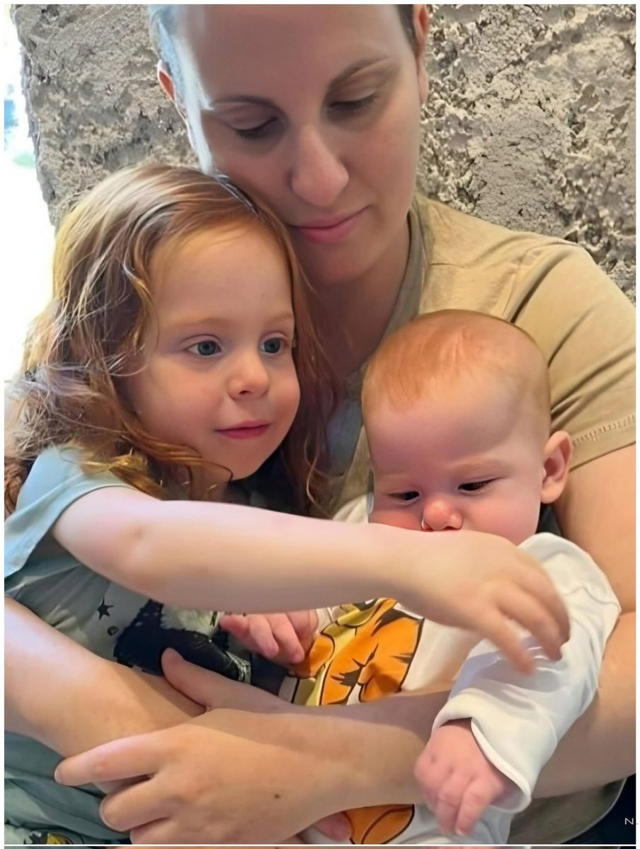 ¿Quién es el demonio que los secuestró y exige negociaciones para devolverlos?

¿Quiénes son ustedes, monstruos humanos, que los apoyan?