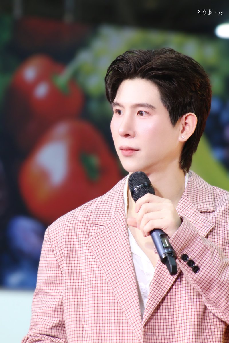 babyaegean's tweet photo. เปลี่ยนจากซินเจียยู่อี่ เป็นหว่ออ้ายหนี่แทนได้มั้ยค้าบ

#MewxMakroxบ้านสะอาดระดับเทพรับตรุษจีน2025
#เชื่อใจป๊าก #chuejaipark https://t.co/07BAr8RzYX