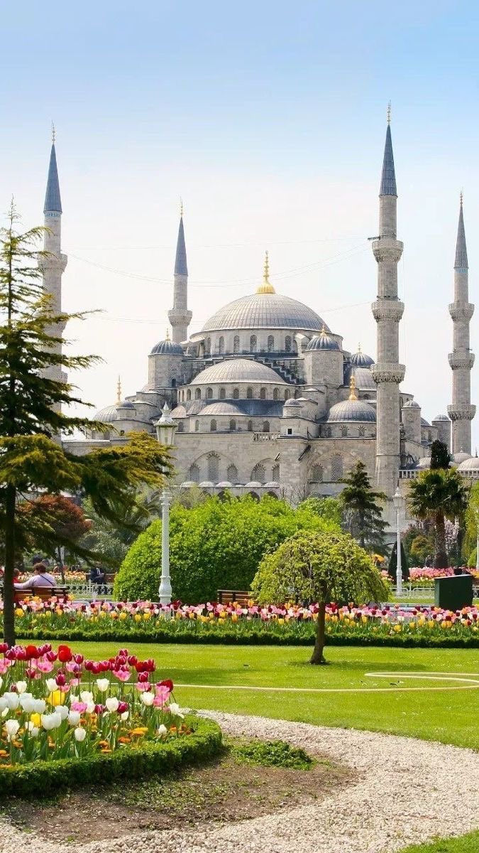 ZainaHarthy's tweet photo. تشرفت بتكريمي من قبل وزيرة التعليم العالي والبحث والإبتكار معالي الدكتورة رحمة المحروقي في المنتدى المعرفي العُماني التركي ،المعمار الإسلامي عنوان يستحق تسليط الضوء وللدولتين قواسم مشتركة 
رغم اختلاف سياقاتهماالجغرافية والثقافية، تشتركان في عدة أوجه تعكس القيم والمبادئ الإسلامية https://t.co/YIfN2iNABu