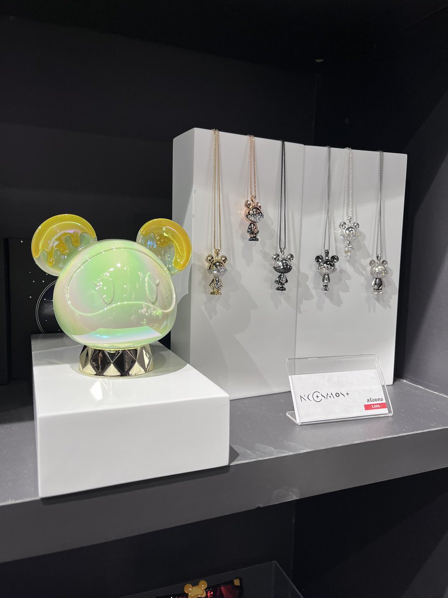 Nn_Nessa's tweet image. มันคิ้วทึ @spacetimecube #cosmosbear #spacetimecube #seaconbangkae