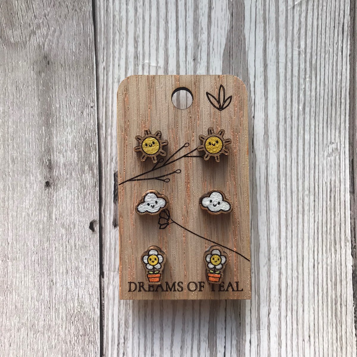 Lots of new designs this week at dreamsofteal.Etsy.com including valentines ♥️ and Easter 🐣 #UKGiftHour #ukgiftam #shopindie #earlybiz #fyp #EarlyBiz #trend