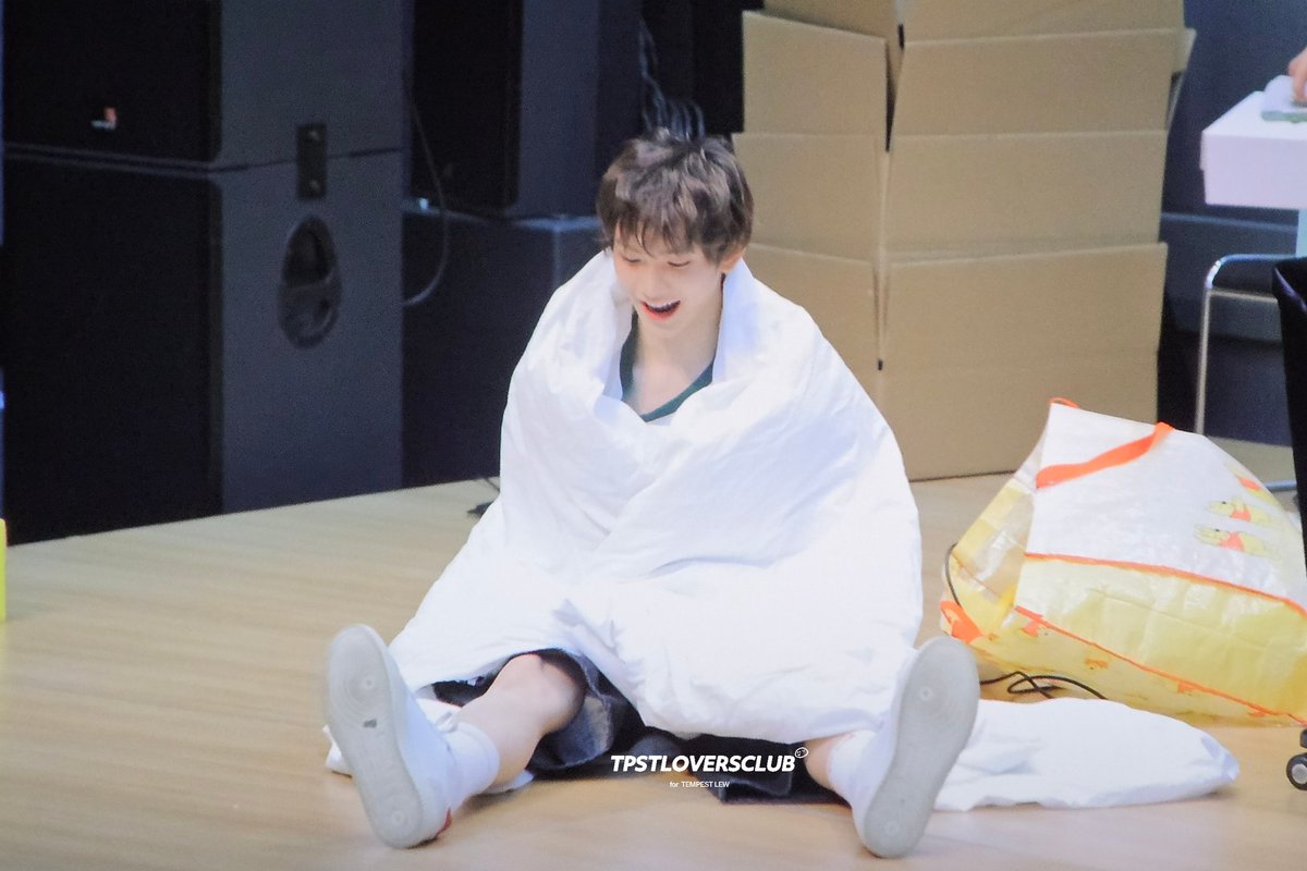 tpstloversclub's tweet photo. 250125 아기 안아

#이의웅 #루 #템페스트 #LEW #TEMPEST https://t.co/aVGF0f9f3Z