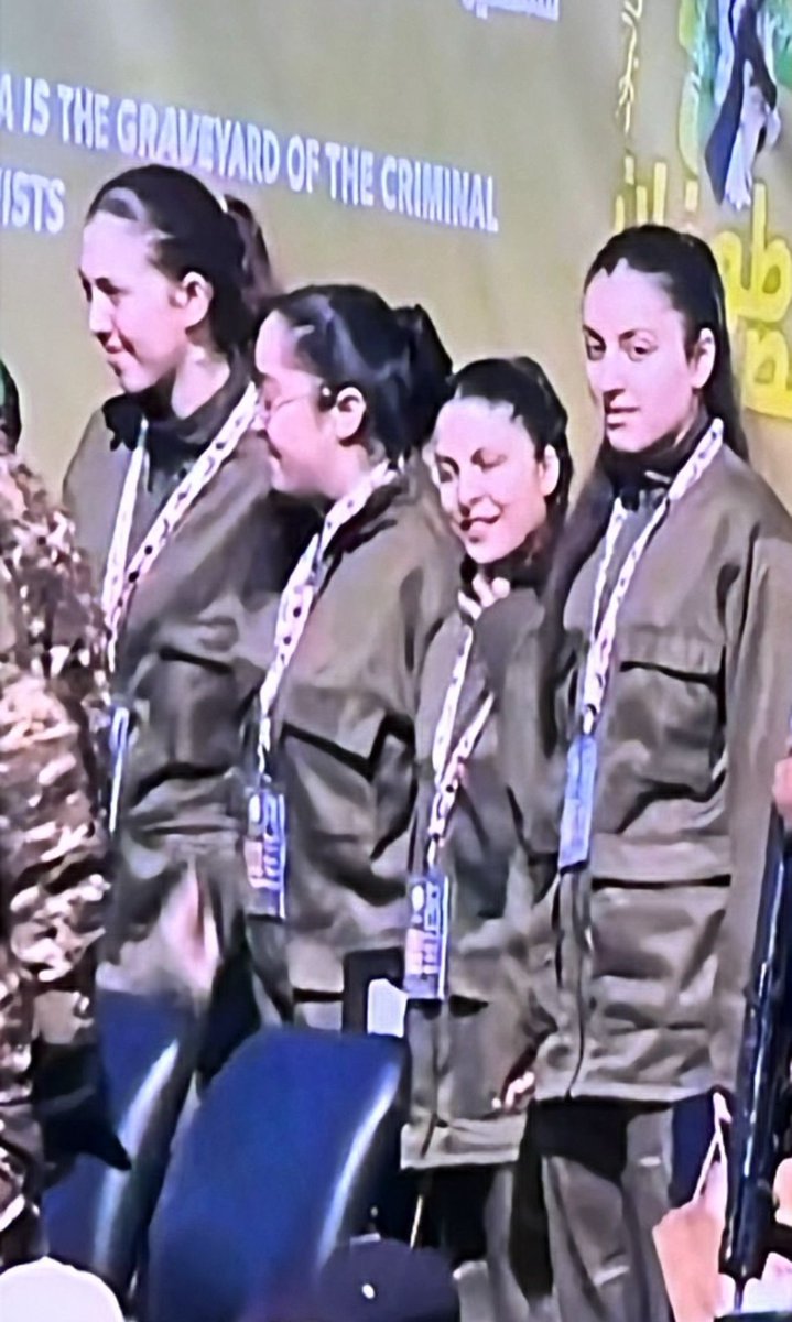 הן עומדות על הרגליים תודה לאל,
אבל מדינת ישראל על הברכיים