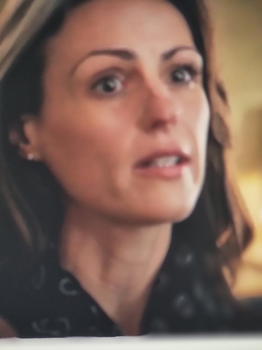 atarry246's tweet photo. Lovely photo of Suranne,such a  nice expression.💗💗 https://t.co/XCY7okzVrS