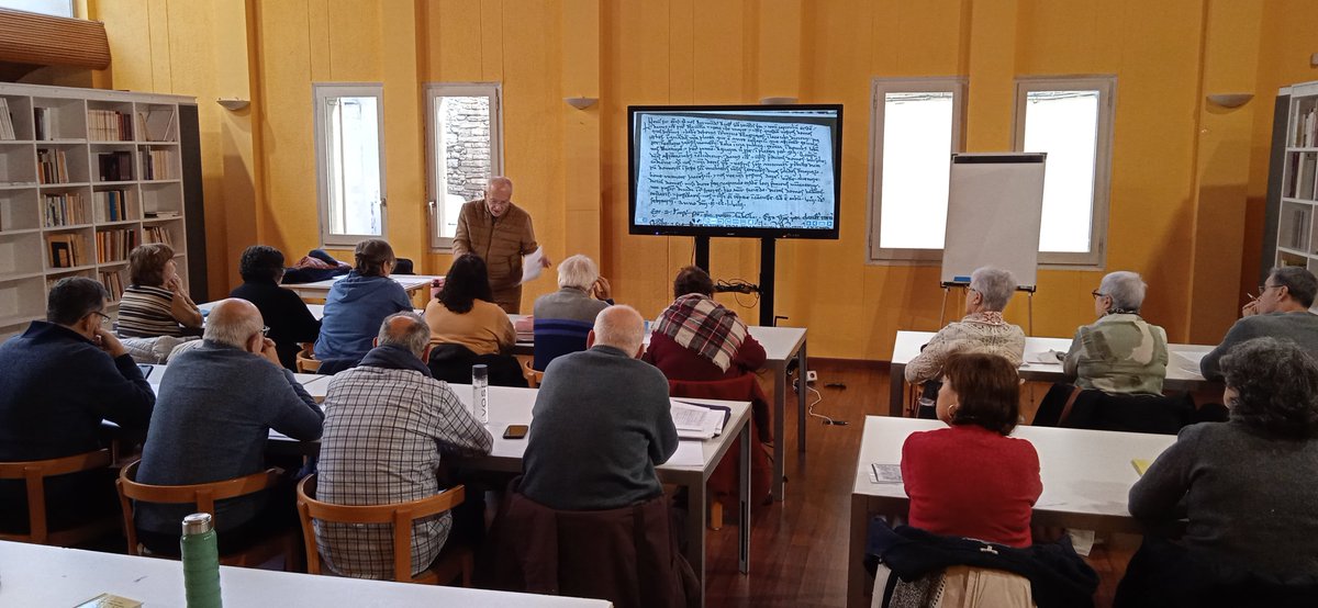 Nou curs de #paleografia <a href="/aclurgell/">aclurgell</a> Aprenem a llegir documents antics amb <a href="/jjbusqueta/">Joan J. Busqueta Riu</a>, fins el 22 de febrer <a href="/patrimonigencat/">Patrimoni cultural</a> <a href="/cc_urgell/">Consell Comarcal de l'Urgell</a> <a href="/culturatarrega/">Cultura Tàrrega</a> <a href="/novatarrega/">Nova Tàrrega</a> <a href="/RadioTarrega/">Ràdio Tàrrega</a> #XAC