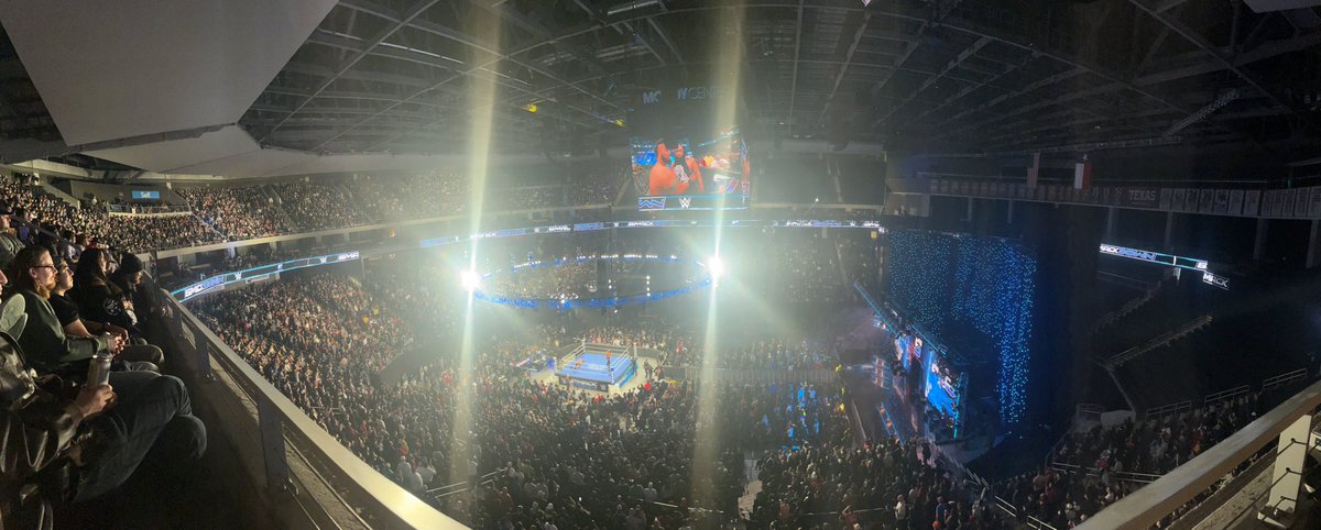 thejrb93's tweet photo. @WrestleTix My 65th show, first one in Austin. Very LOUD crowd tonight! https://t.co/FYOWkh0Rye