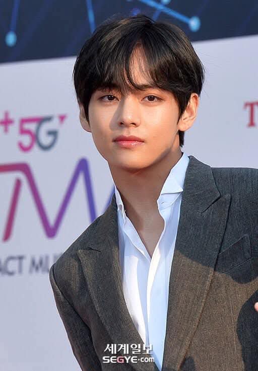 UMIDAIRLY's tweet photo. 1 RT    = 1 vote
1 Reply = 1 vote

I vote #V for #IconFaceOfKpop2025 
@ICONPOLLS https://t.co/Oh9iRRO0Ck