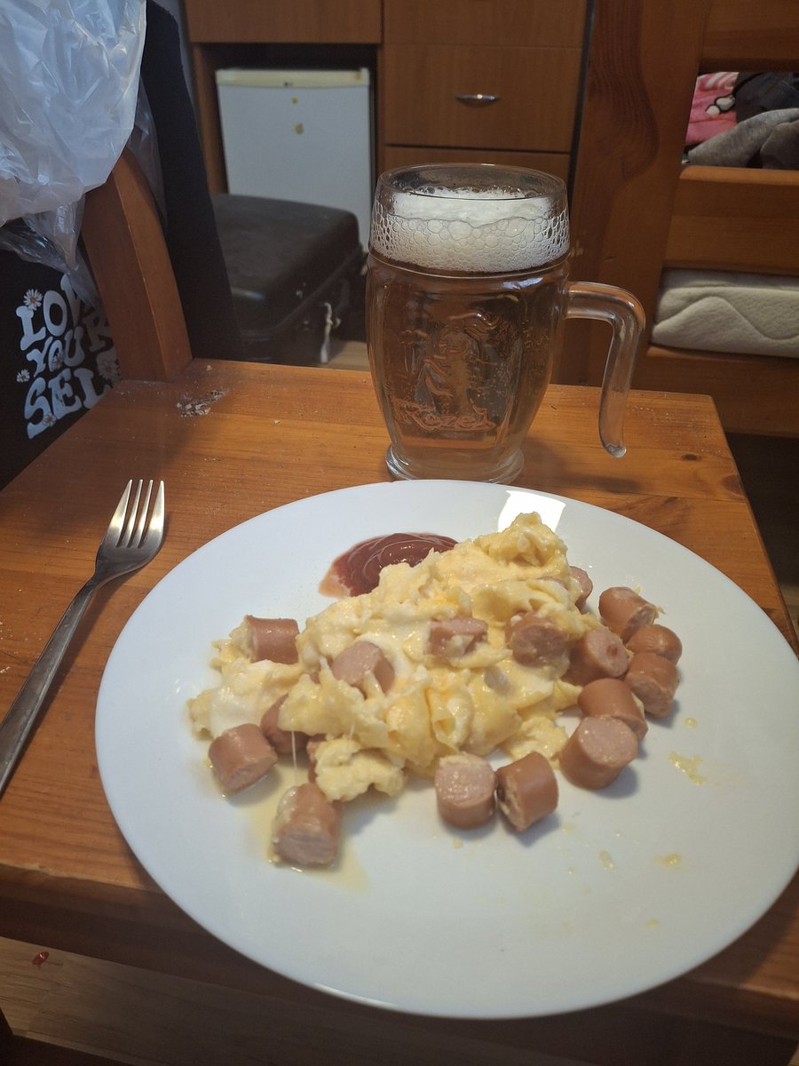 BSoftaofta's tweet image. #SoftaOfta #breakfast #Polen ✌️💞😇🇸🇪🇪🇺🇺🇦🌎🏴‍☠️🎶💛❤️💙💯🍻🇵🇱🙏