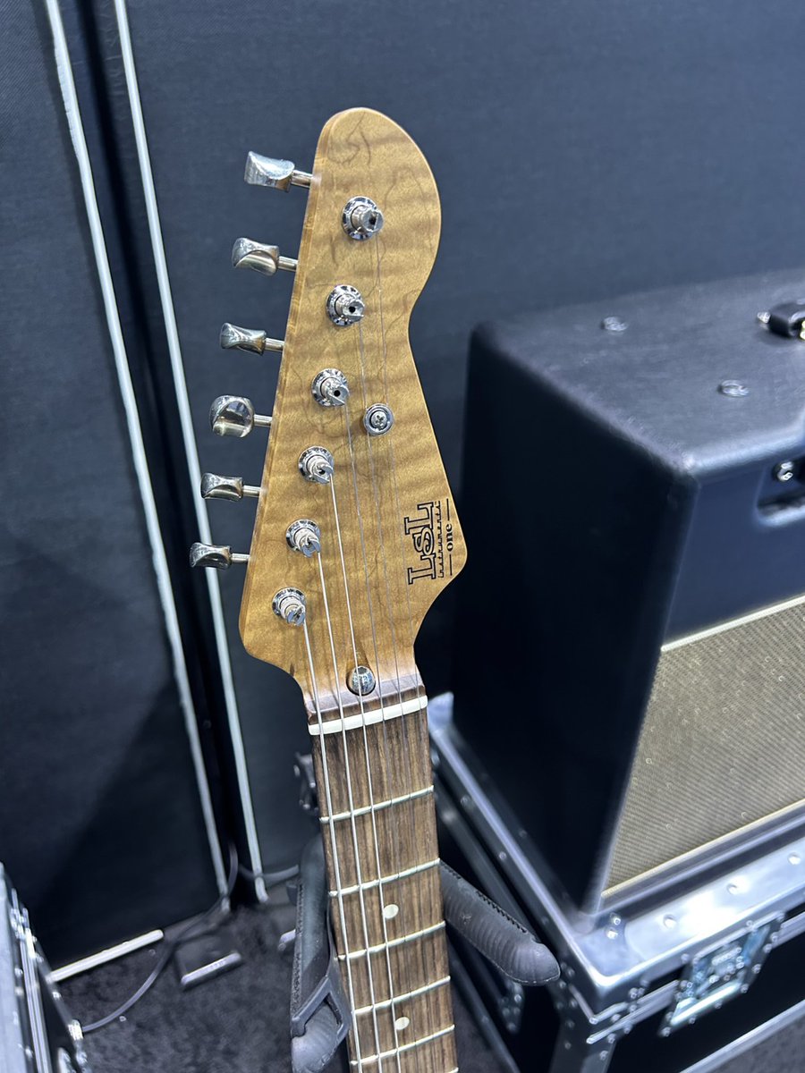 Kurosawa_shop's tweet photo. 【NAMM SHOW 2025 PHOTO REPORT】

Lslギターブース
NEWモデルです！

#LslInstruments
#エルエスエルインストゥルメンツ
#NAMMShow 
#Nammshow2025 https://t.co/4O40lPi5Xd