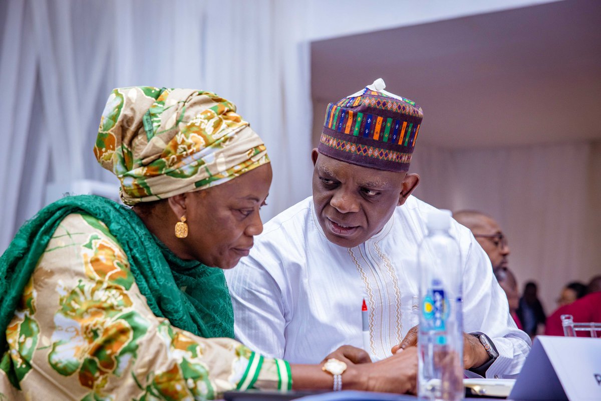 AkutahPius's tweet photo. This week, Top Management of Nigerian Shippers' Council @NgShippers and I, unveiled a 5-year strategic plan and renewed commitment to implement the International Cargo Tracking Note (ICTN) during our 2025 Management Retreat in Ibadan. #MaritimeStrategy #ICTN #NSC #NPERA#Shippers https://t.co/ylB3eikF2h