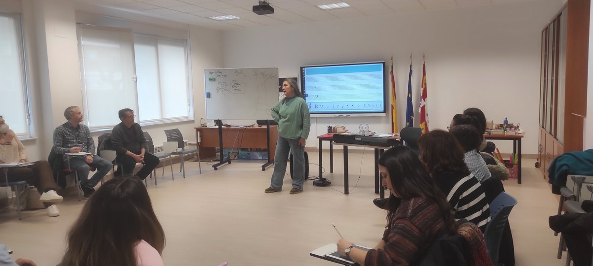 CFIESA_CTT's tweet photo. A lo largo del día llevaremos a cabo el CURSO NUEVOS CONTENIDOS PARA EL AULA DE MÚSICA (APROXIMACIÓN A LA PEDAGOGÍA WILLEMS)
@cfiesalamanca
#formaciónCyL https://t.co/FIumWdAUeg